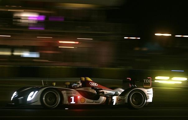 Le Mans 24h: Audi R15 TDI #1 (Audi Sport Team Joest), Allan McNish. Foto: Audi